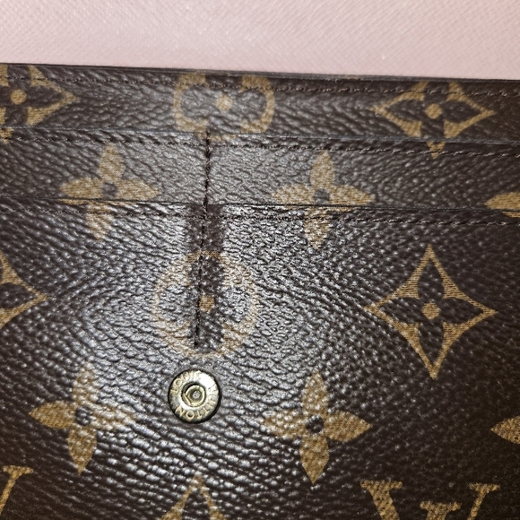 Louis Vuitton Sara wallet Rose Ballerine - Picture 11 of 16